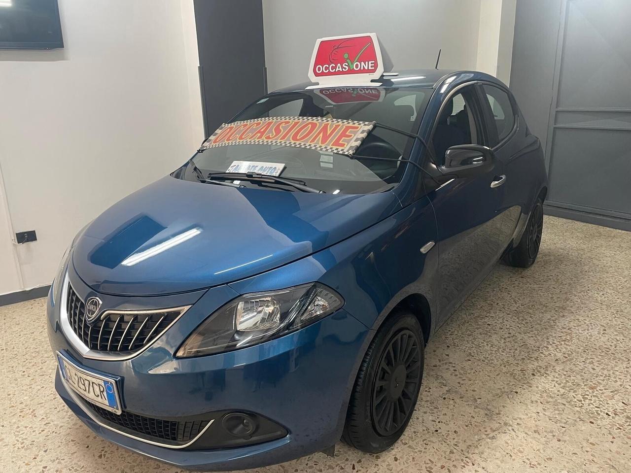 Lancia Ypsilon 1.0 FireFly 5 porte S&S Hybrid UnYca
