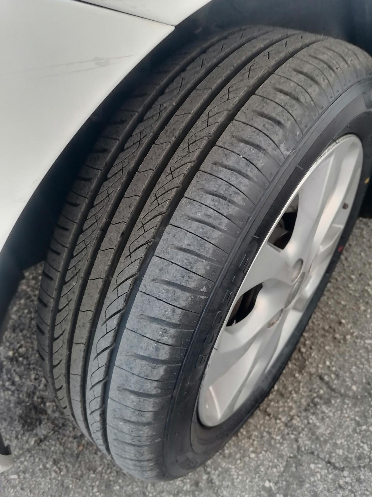 Nissan Micra 1.2 12V 5 porte GPL Eco Tekna 2014