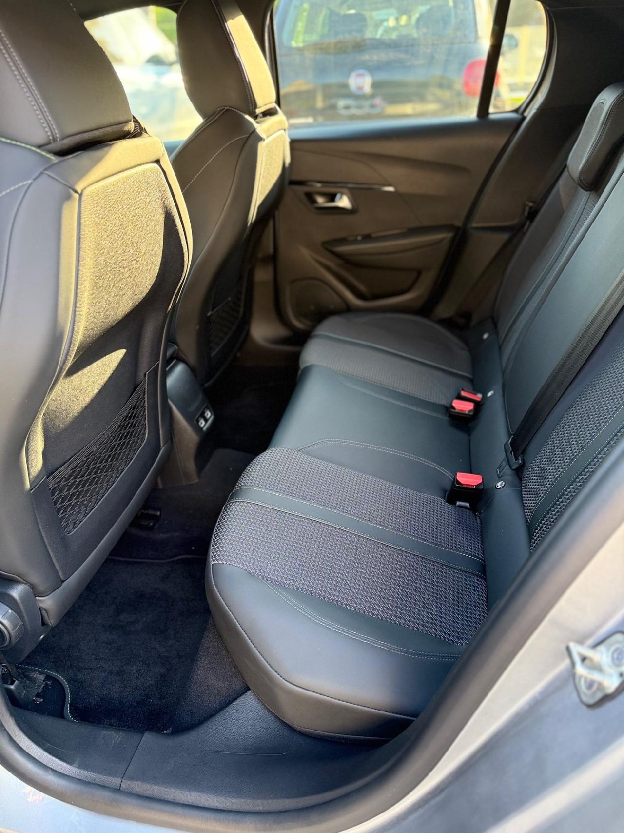 Peugeot 208 PureTech 100 Stop&Start EAT8 5 porte GT