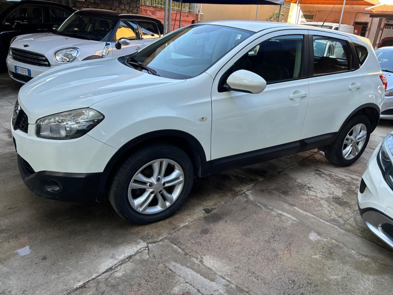 Nissan Qashqai 1.6 dCi DPF Visia 131cv