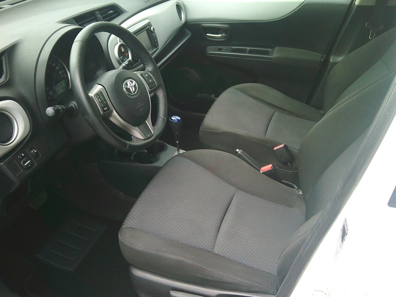 Toyota Yaris 1.5 Hybrid 5 porte Lounge