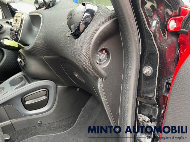 SMART ForFour 1.0 PASSION 71CV SENSORI PARCHEGGIO BLUETOOTH