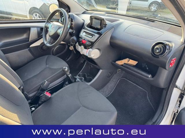 TOYOTA Aygo 1.0 12V VVT-i 5 porte Cool Soda Connect