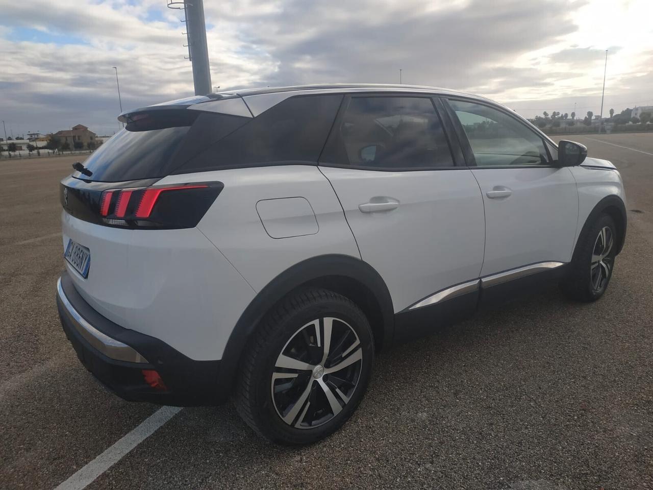 Peugeot 3008 BlueHDi 130 S&S Allure - 2020