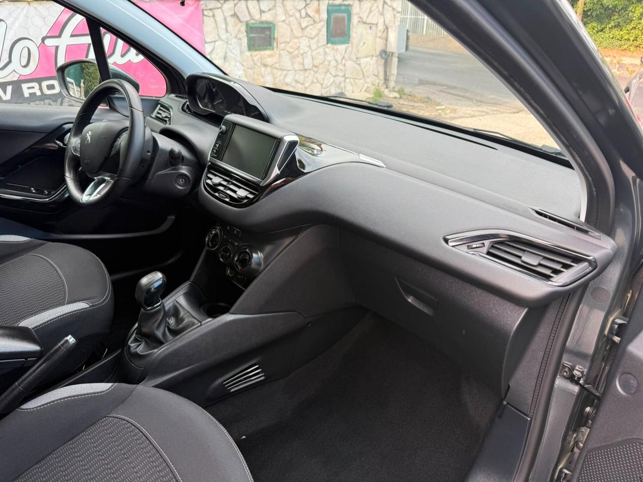 Peugeot 208 PureTech 82 5 porte Access