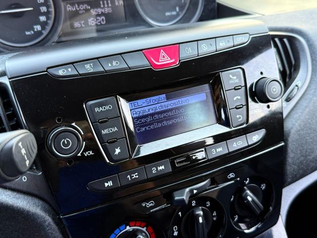 LANCIA Ypsilon 1.0 EcoChic Hybrid 69cv - Neopatentati - PROMO