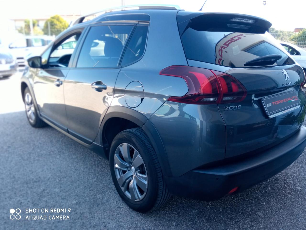 Peugeot 2008 BlueHDi 100 S&S Signature