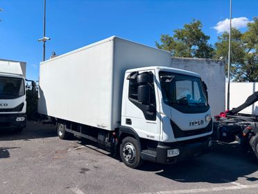 Iveco Eurocargo 80E210 furgone con sponda motore euro 6