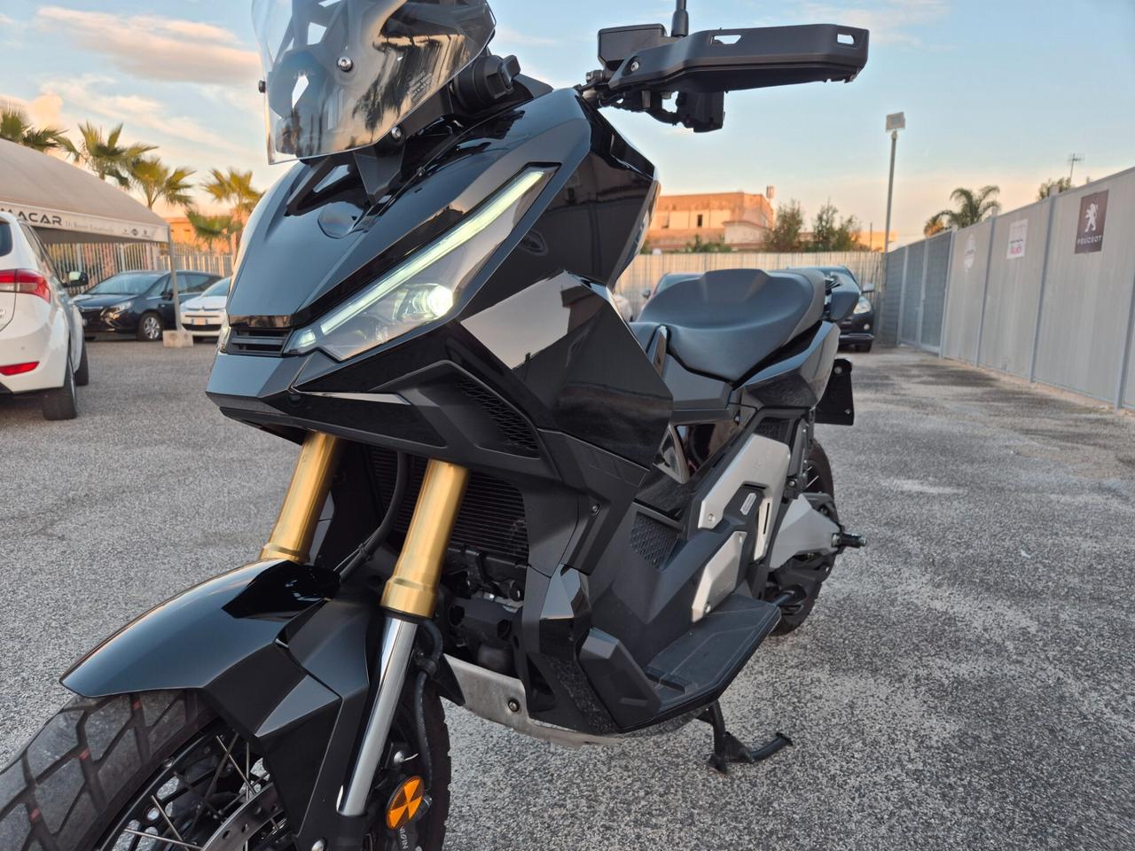 Honda X-ADV 750 RESTAYLING 2025 NUOVO