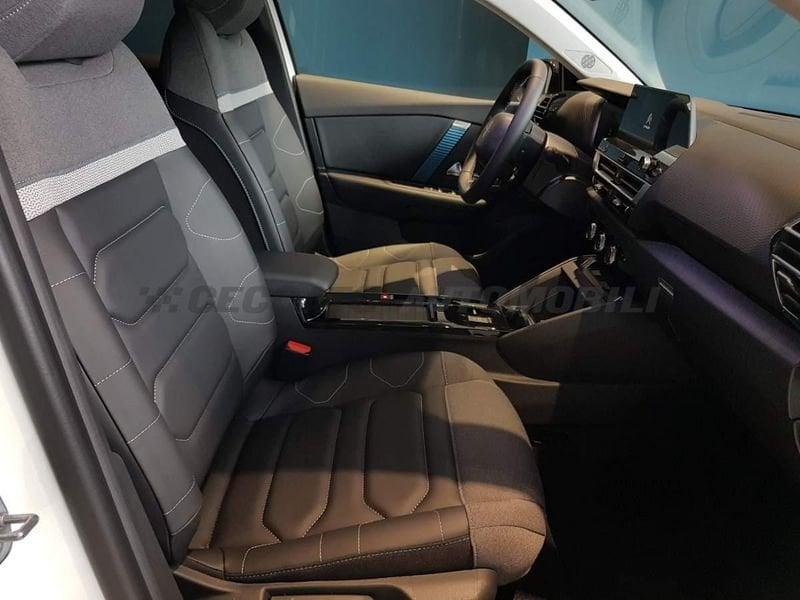 Citroën e-C4 motore elettrico 136 CV Shine