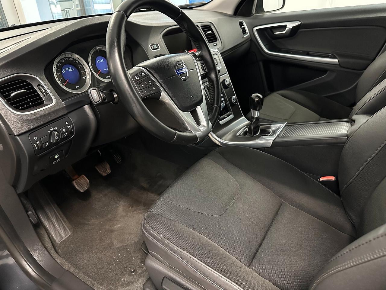 Volvo V60 DRIVe Momentum