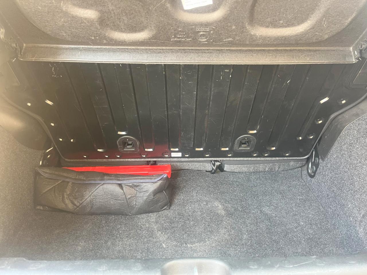 Fiat Panda 1.0 FireFly S&S Hybrid City Cross - Clima automatico - Fedinebbia - Touch screen