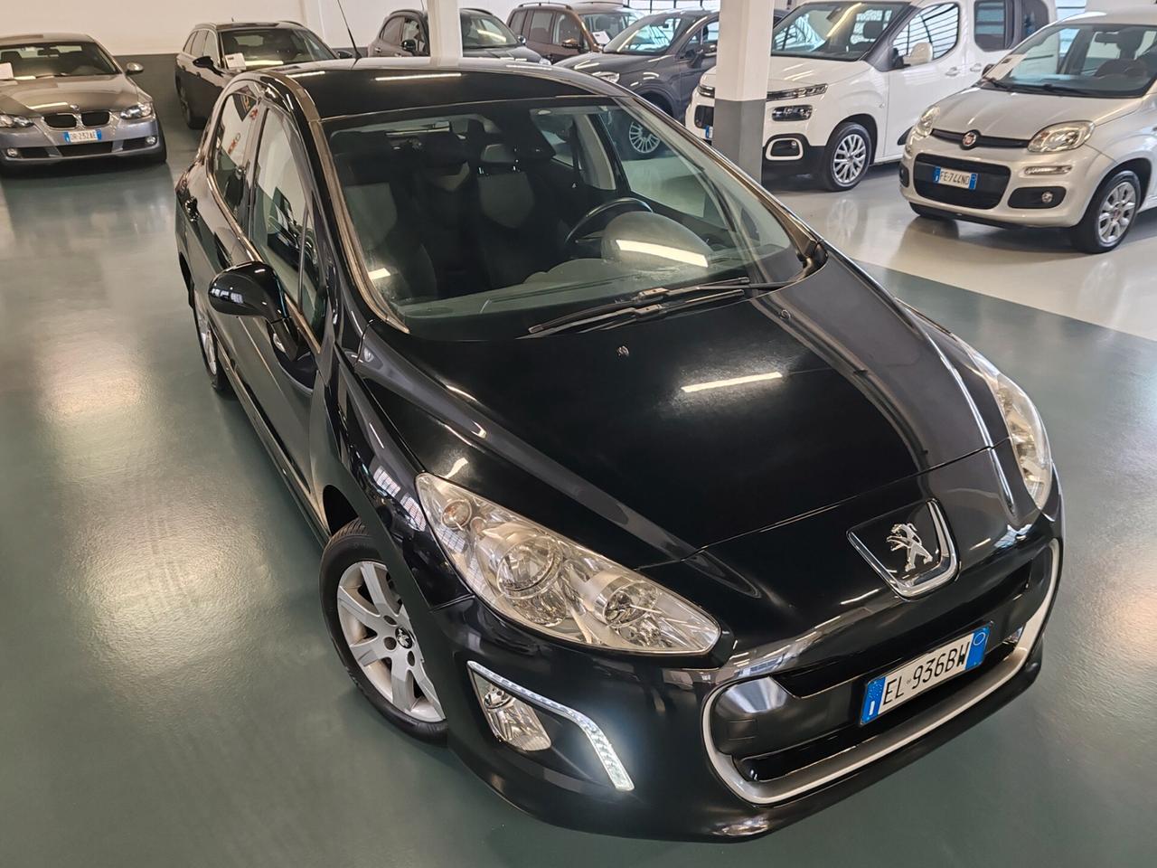 Peugeot 308 1.6 VTi 120CV 5p. Tecno