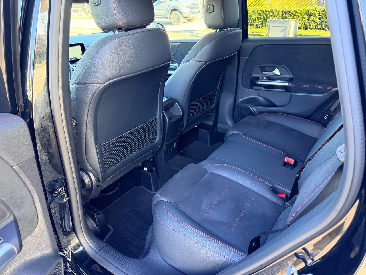 Mercedes-benz B 180 d Automatic AMG Line Premium Plus