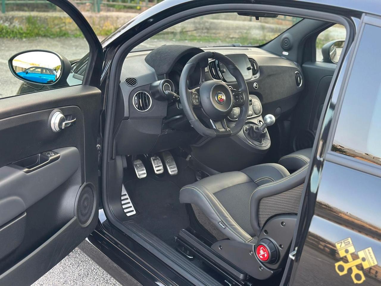 Abarth 695 1.4 Turbo T-Jet 180 CV 75° Anniversario