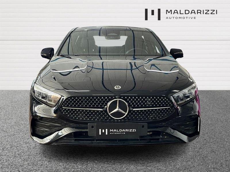 Mercedes-Benz Classe A - V177 2023 A 180 d AMG Line Premium auto
