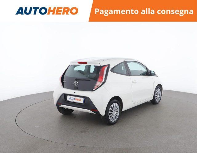 TOYOTA Aygo 1.0 VVT-i 69 CV 5 porte x-cool TSS