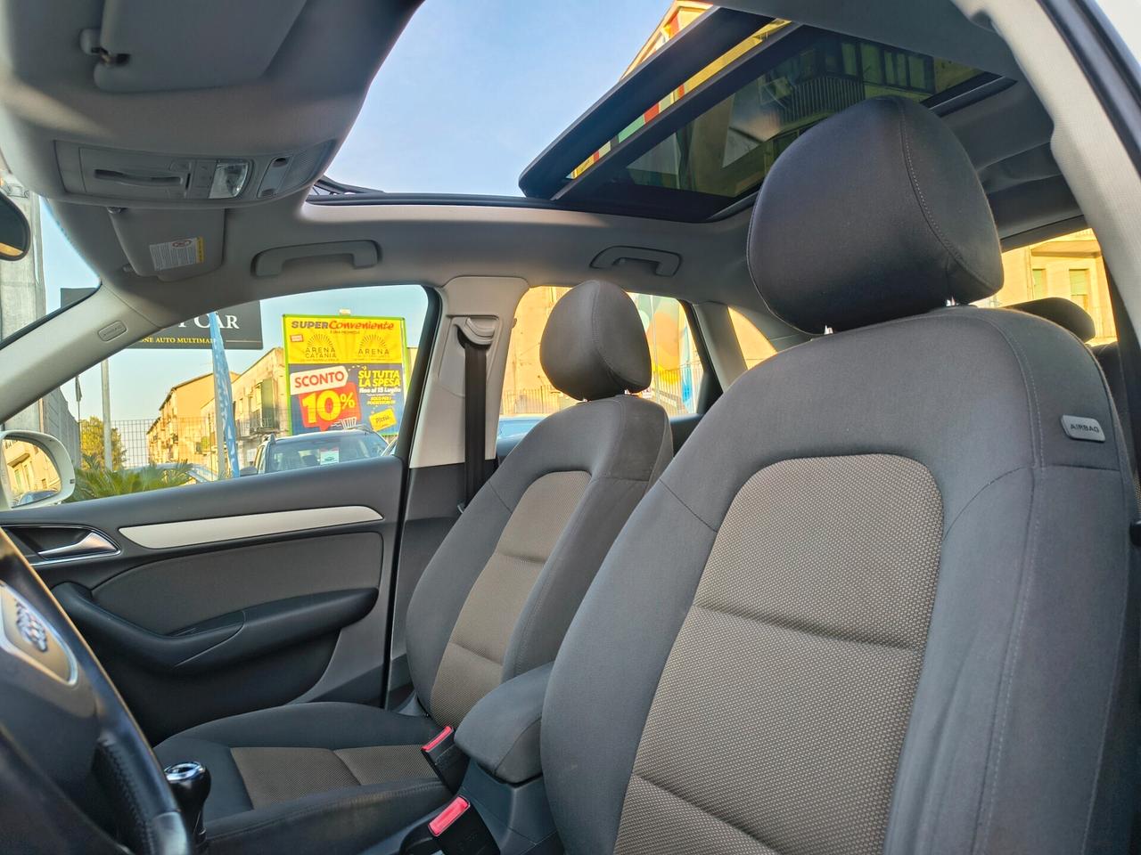 AUDI Q3 2.0 DIESEL UNICOPROPRIETA TETTO PANORAMICO