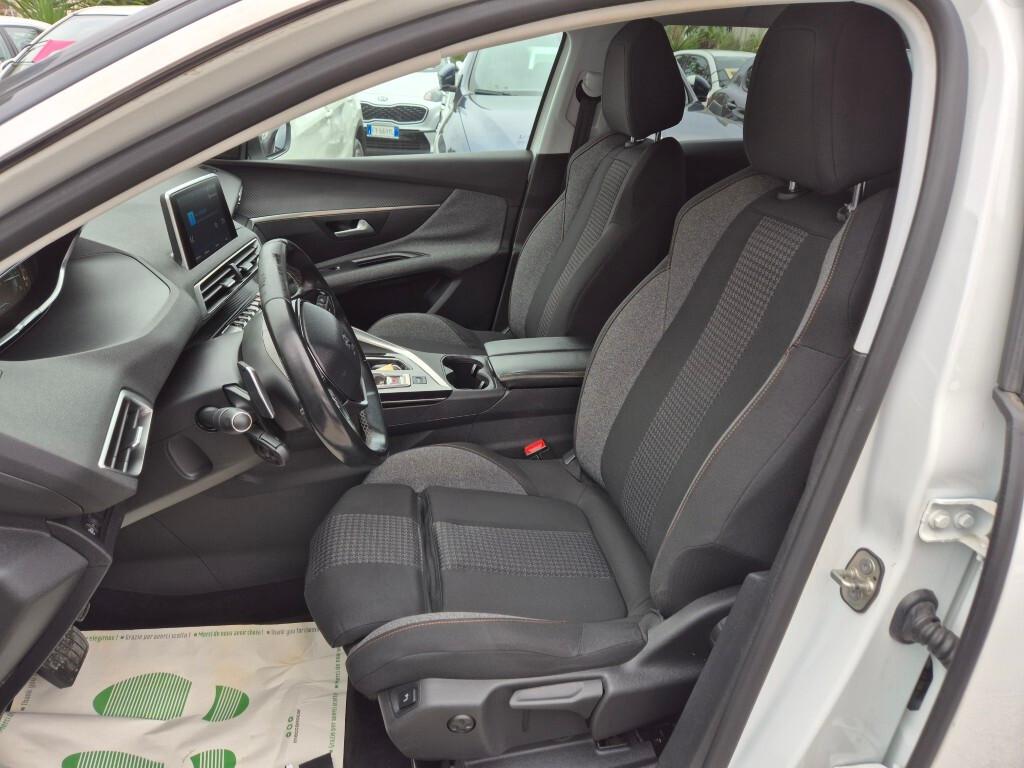 Peugeot 3008 BlueHDi 130CV EAT8 CERCHI-18 CAMERA