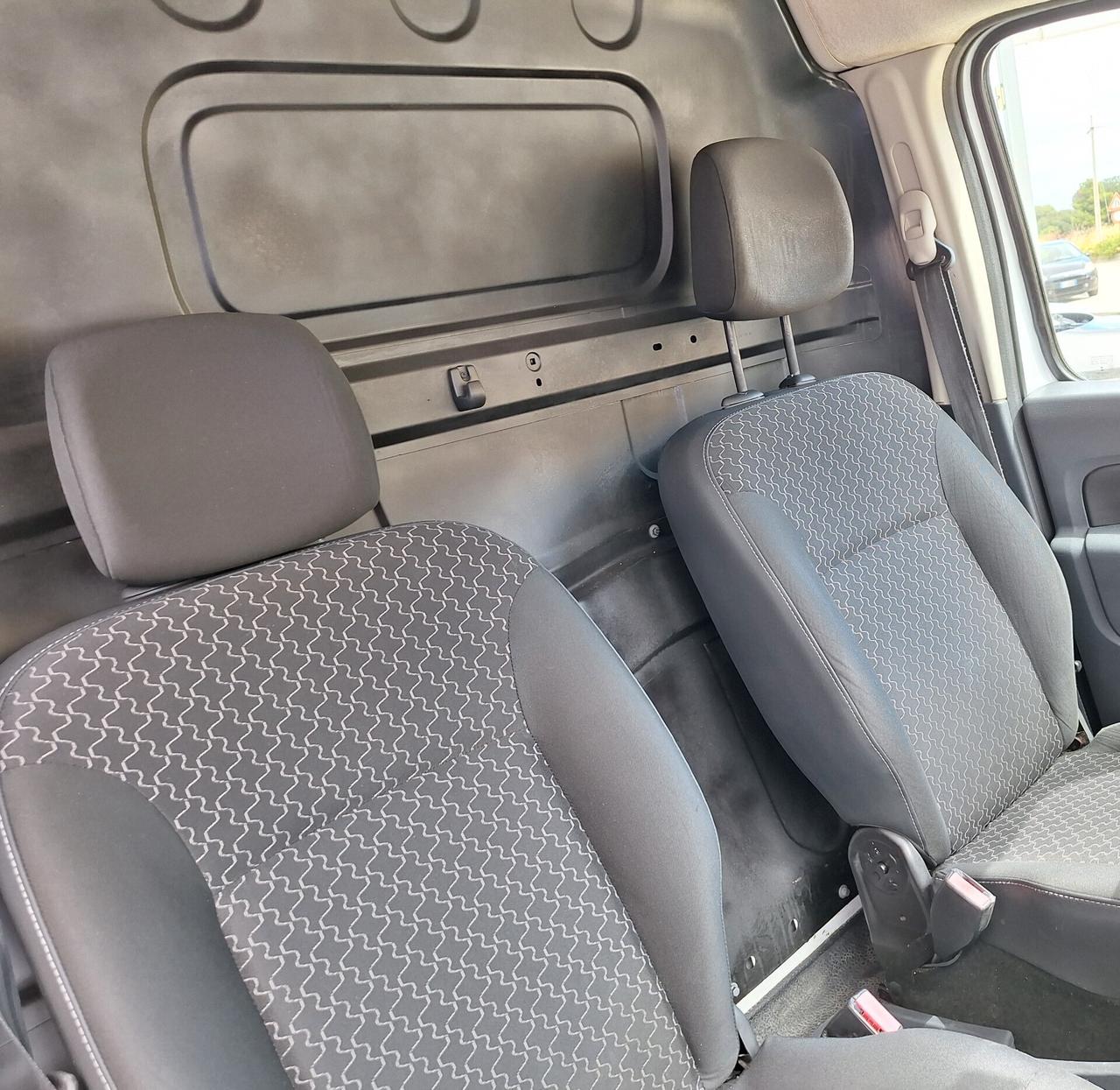 Renault Kangoo 1.5dCi 110CV ExpressMaxi PERMUTO