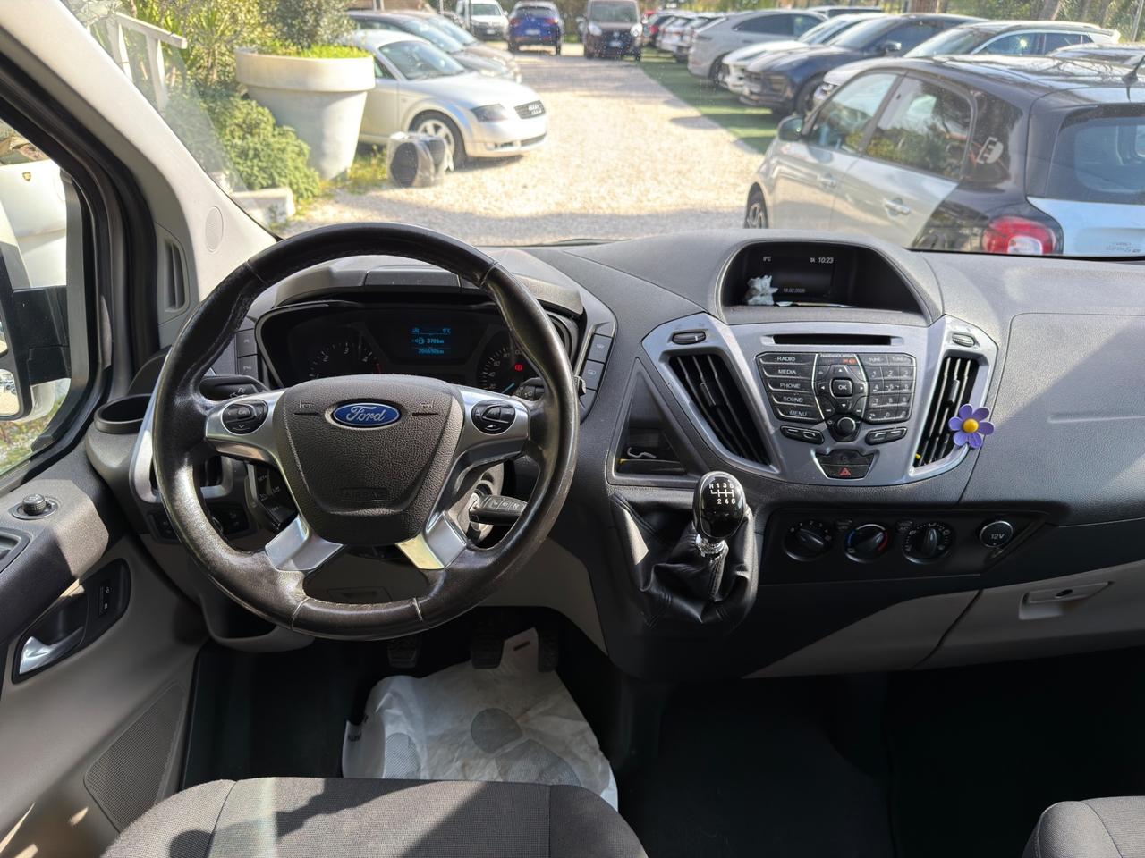 Ford Tourneo Custom 310 2.0 TDCi 130CV PC Titanium