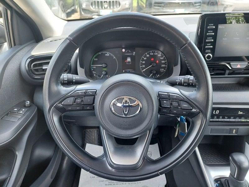 Toyota Yaris Hybrid Business