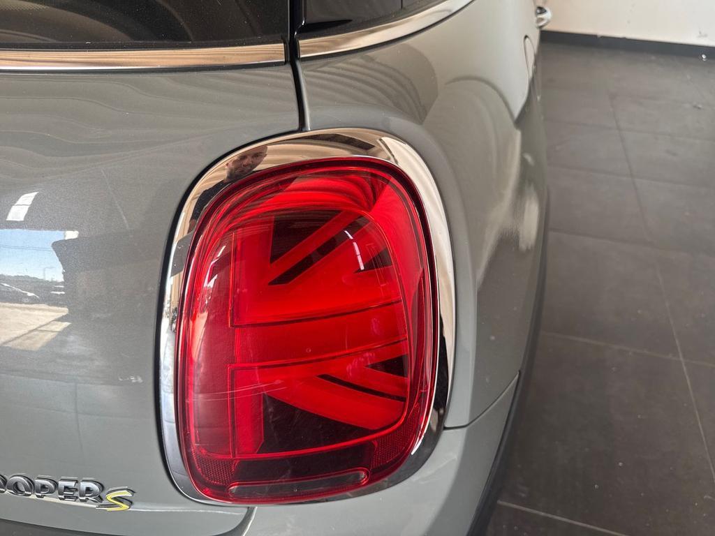 Mini Cooper SE 3p Classic auto