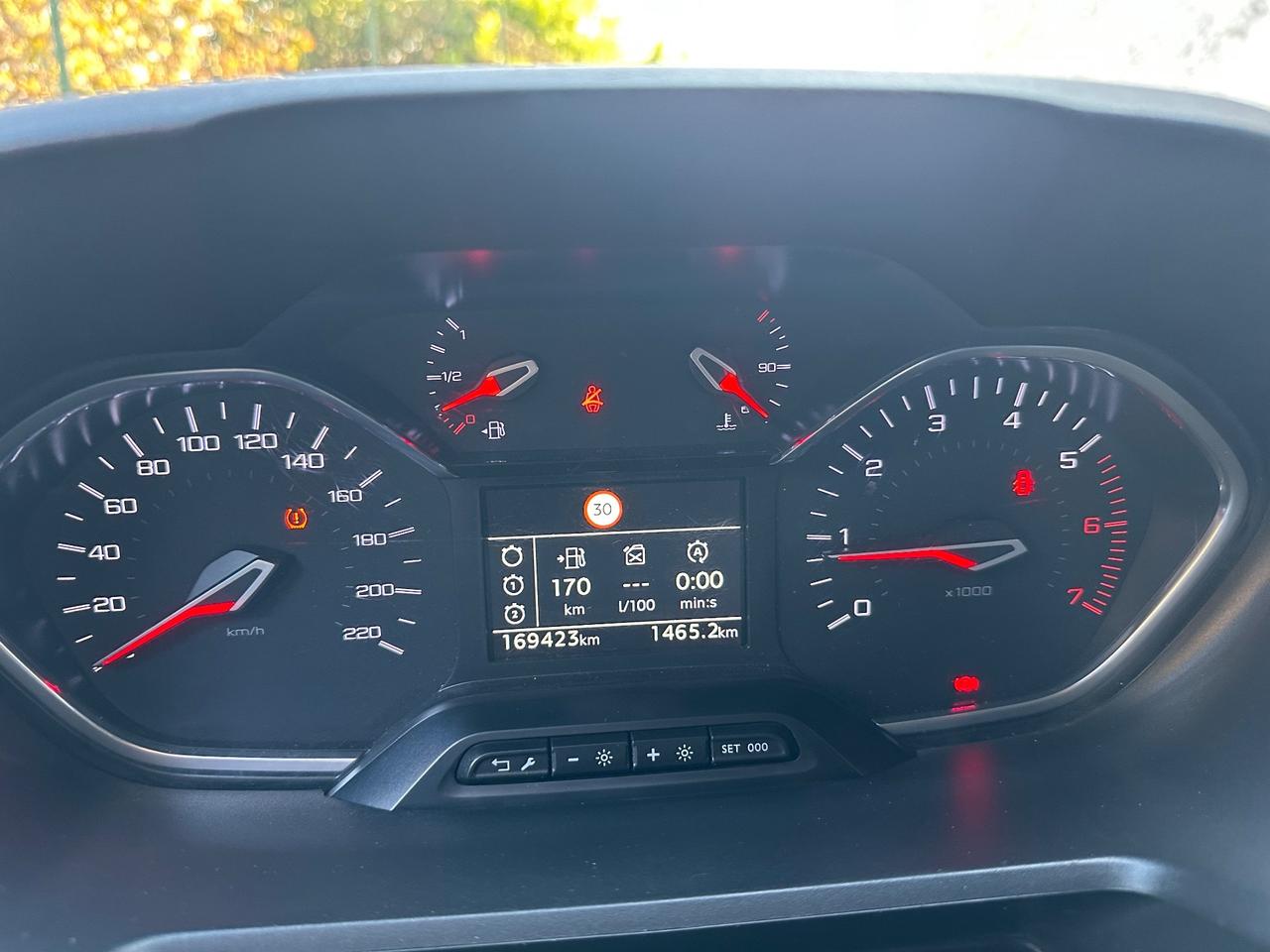 Peugeot Rifter BlueHDi 100 S&S Active Standard