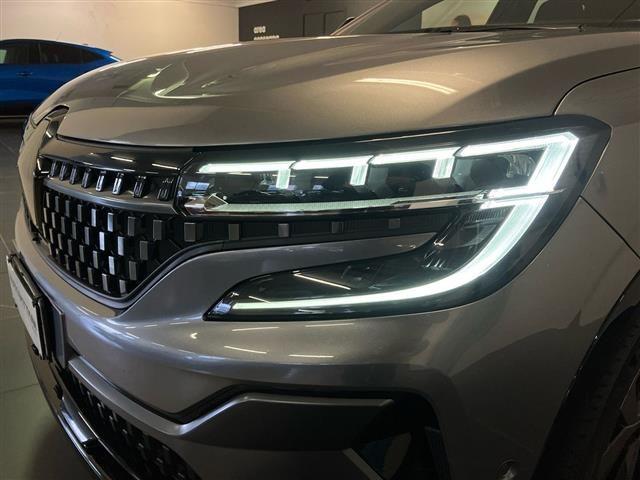 RENAULT Austral 1.2 E-Tech full hybrid Iconic Esprit Alpine 200cv