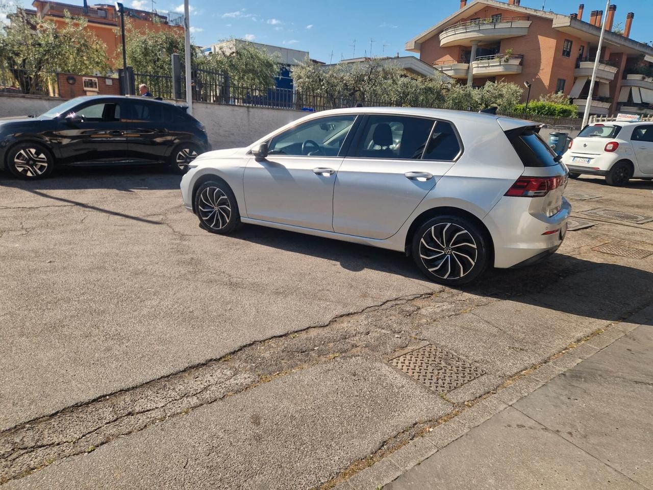 Volkswagen Golf 2.0 TDI 150 CV DSG SCR R-Line
