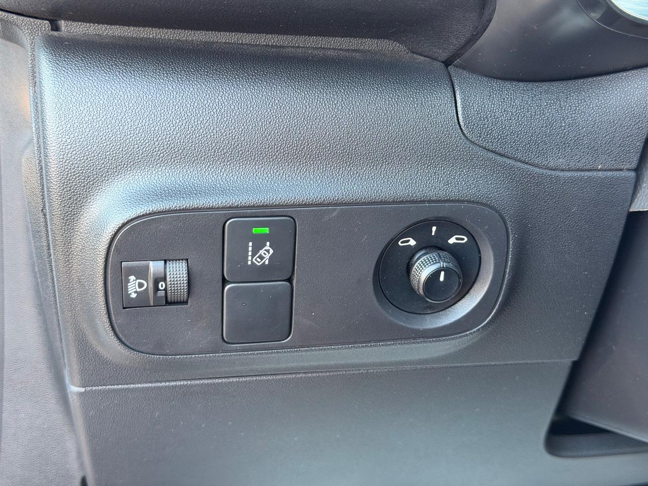 Citroen C3 1.5 BlueHDi 100cv Shine Pack CAR PLAY