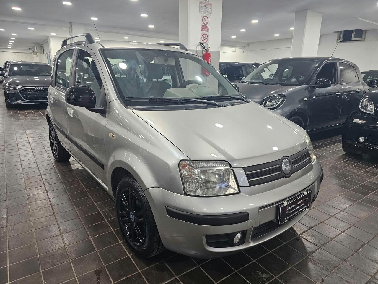 NUOVA FIAT PANDA EMOTION 1.2 BENZ 60CV - AUTO COME NUOVA