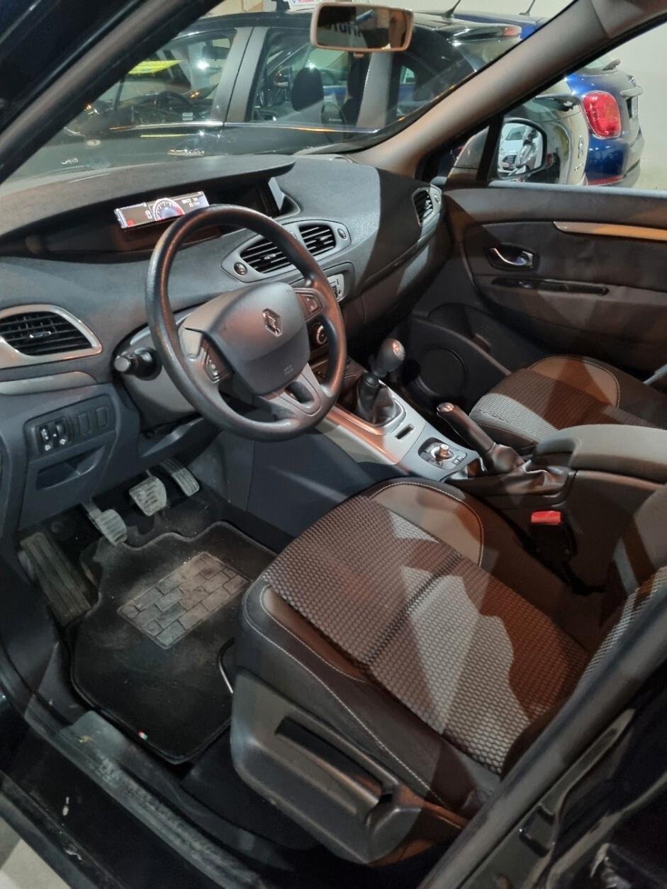 Renault Scenic Scénic XMod Cross 1.5 dCi 110CV Start&Stop Energy