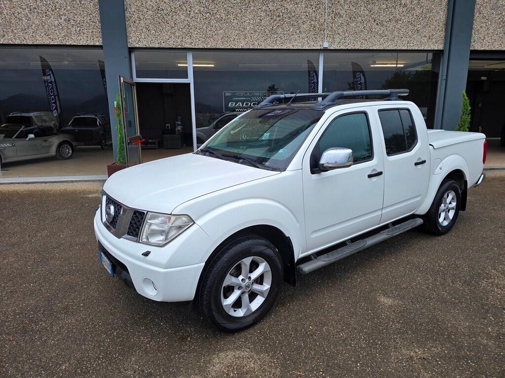 Nissan Navara 2.5 dCi 171 CV "LE"