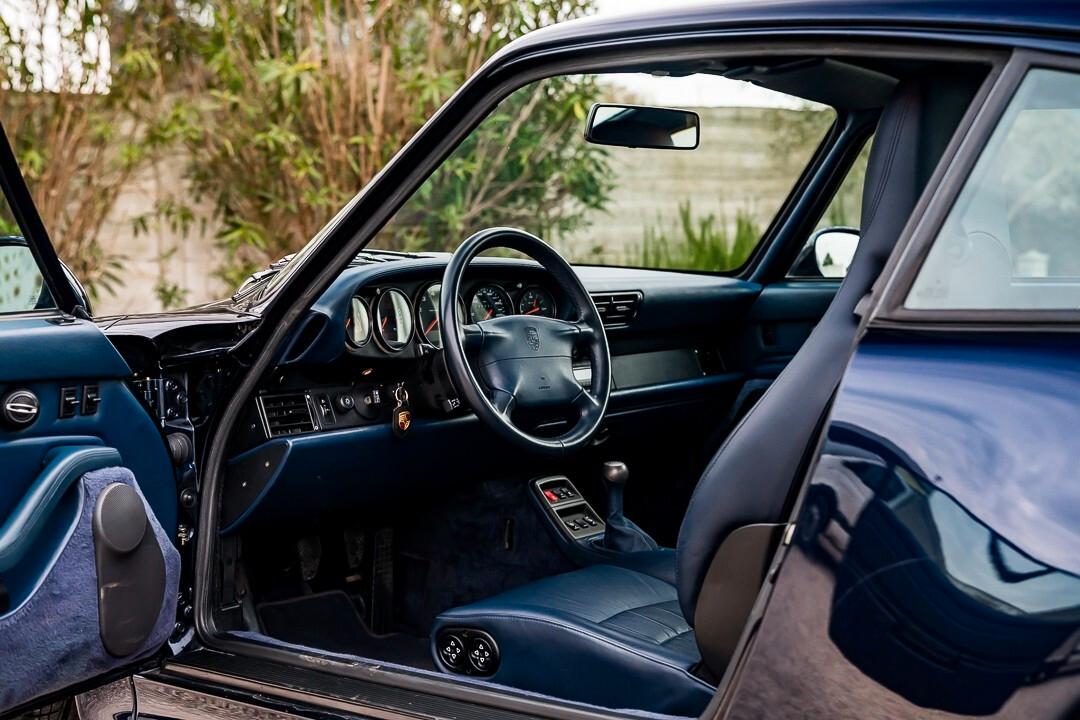 Porsche 993 Carrera 4S