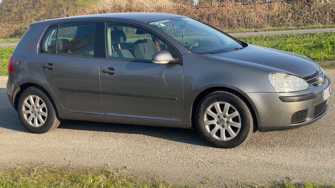 Volkswagen Golf 1.6 5p. Comfortline