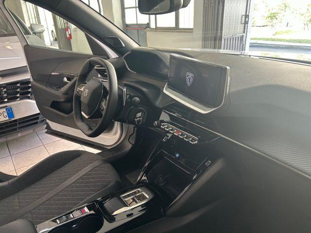 PEUGEOT 2008 Hybrid 145 e-DCS6 Allure