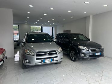 Toyota RAV4 2.2 d-cat Luxury CAMBIO AUTOMATICO