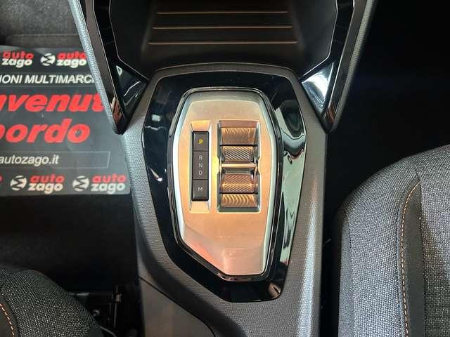 Peugeot 208 208 1.2 hybrid Style 100cv e-dcs 6