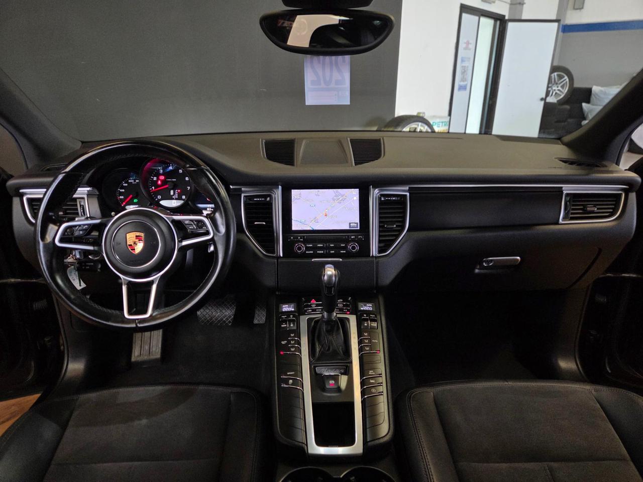 Porsche Macan 2.0 252cv pdk