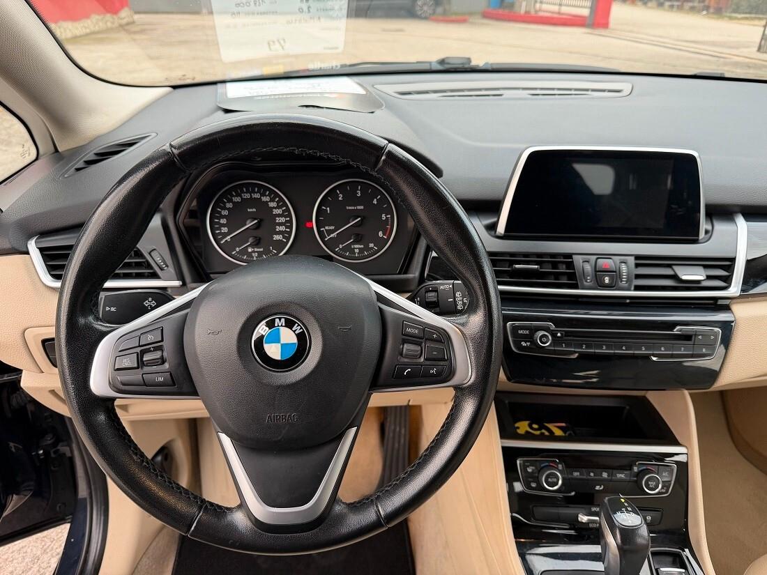 Bmw 2er Active Tourer 218d Luxury