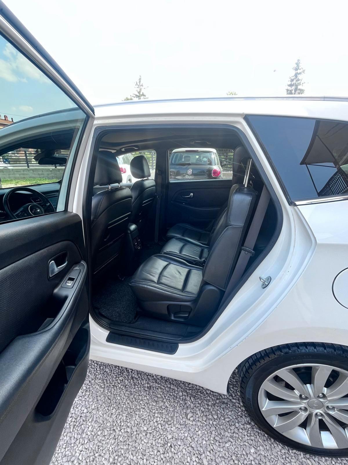 Kia Carens 1.7 CRDi 141 CV DCT Stop&Go high tech