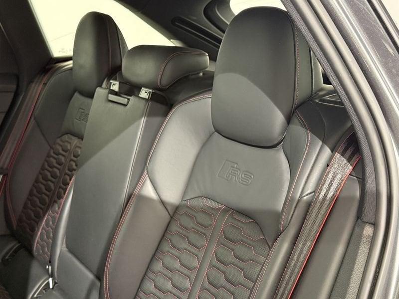 Audi RS6 4.0 quattro tiptronic