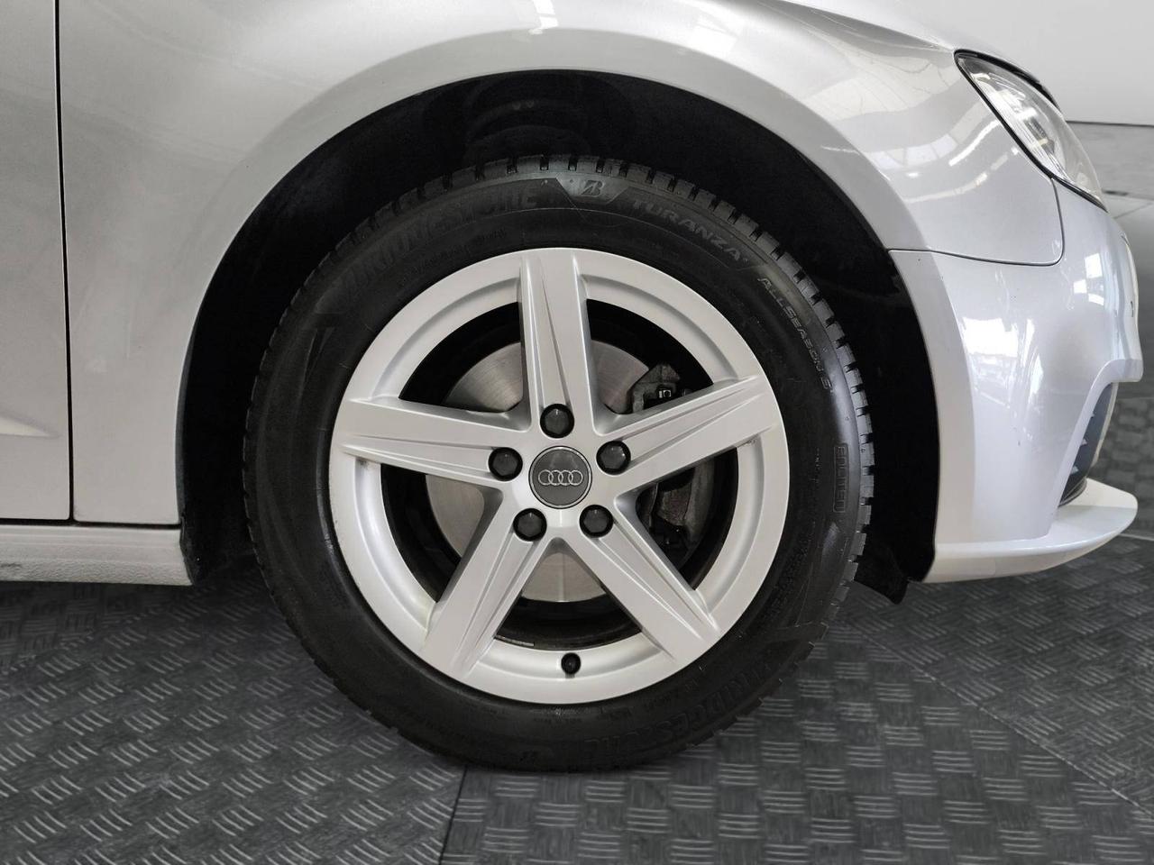 Audi A3 Sportback 30 1.5 g-tron Business 131cv