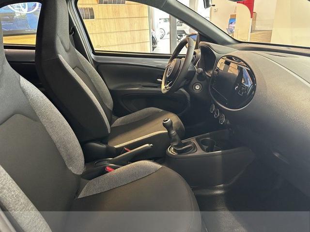 TOYOTA Aygo X 1.0 VVT-i 72 CV 5 porte Active