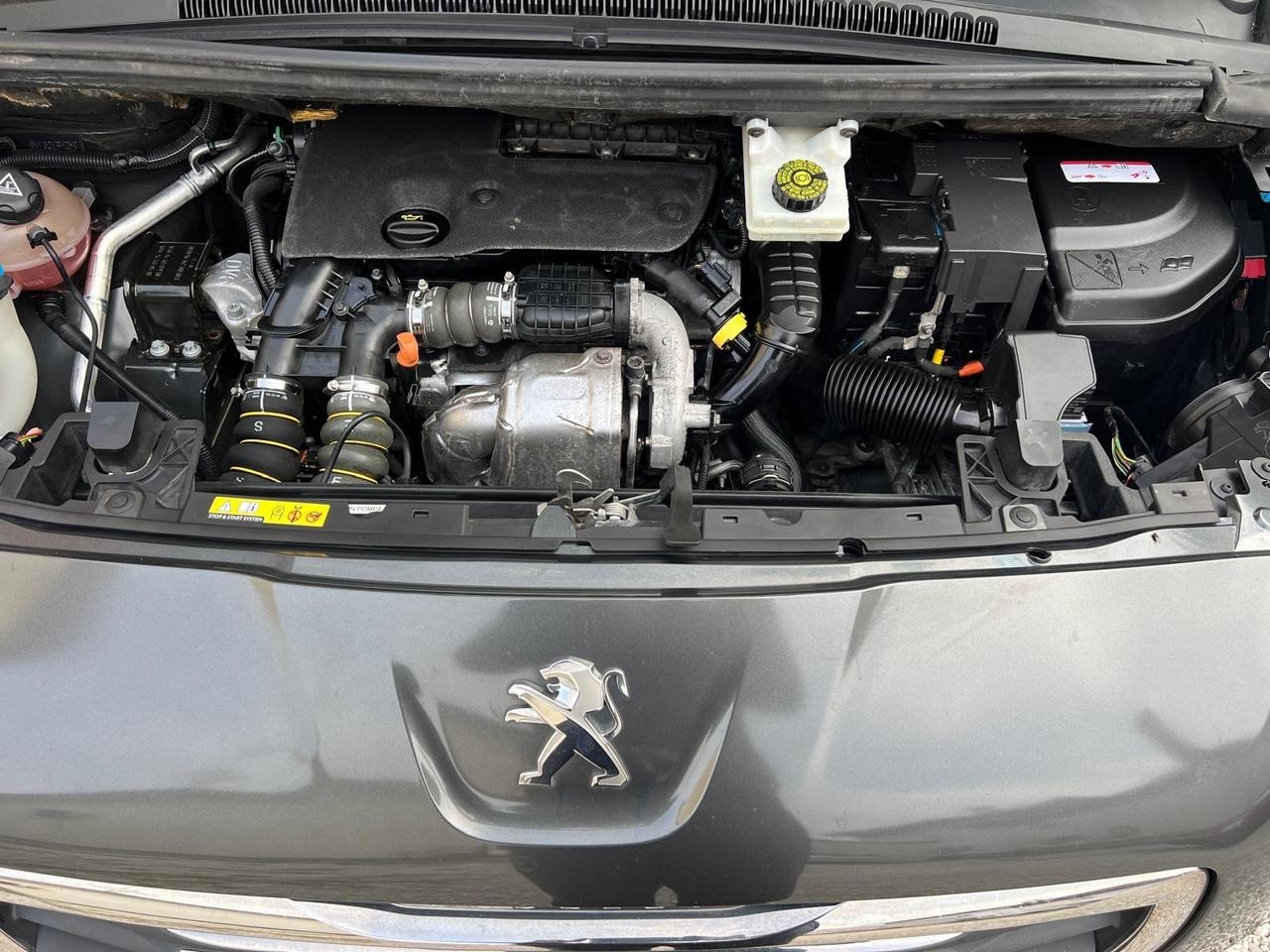 Peugeot 5008 BlueHDi 120 S&S Allure