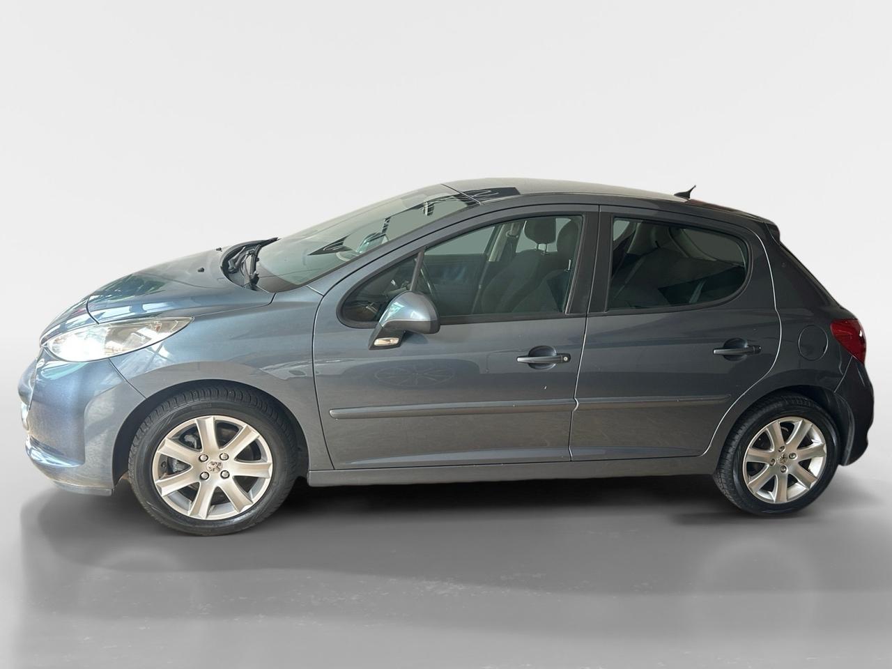 Peugeot 207 1.6 HDi 90CV 5p. XSI