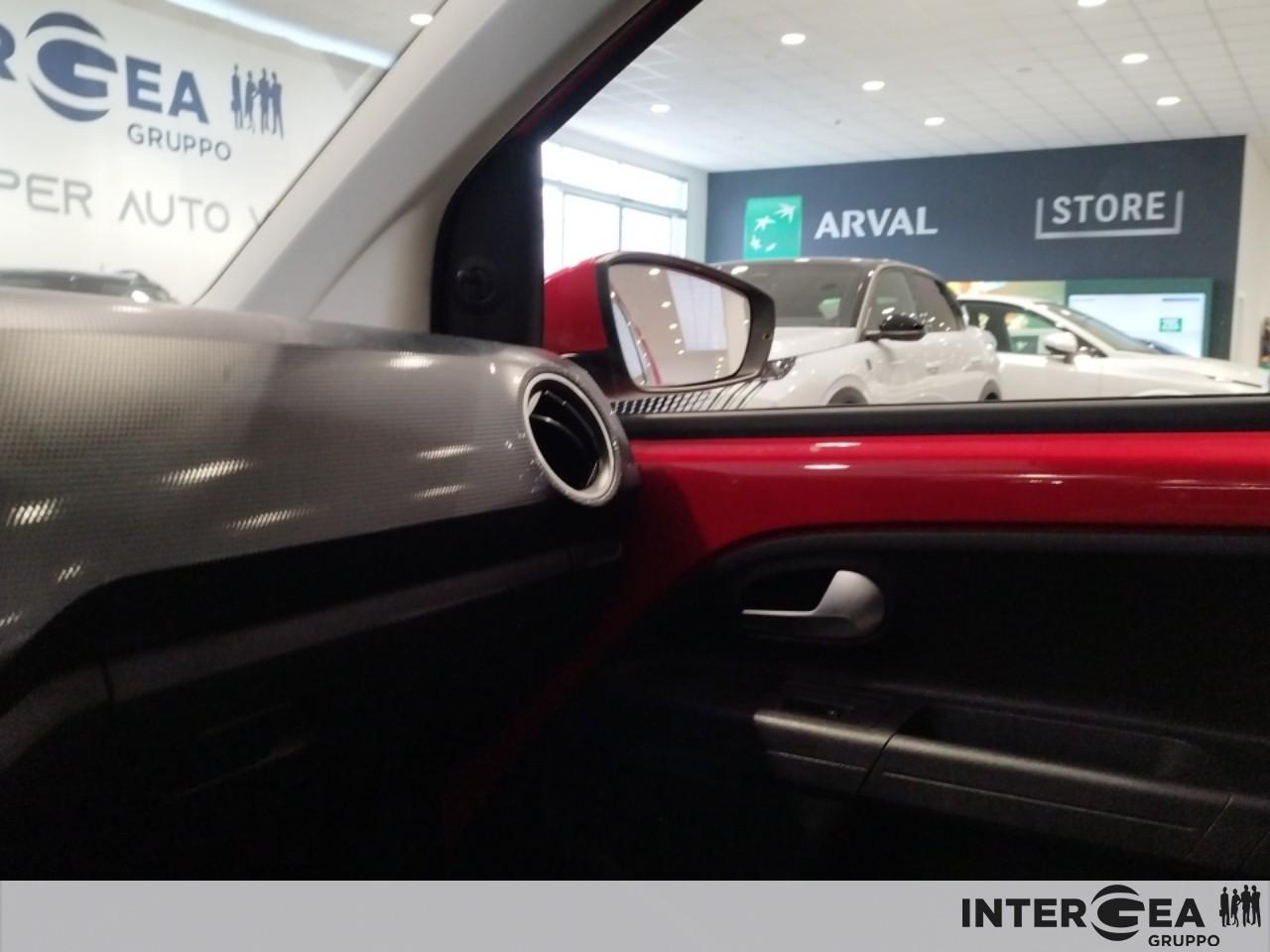 VOLKSWAGEN up! 5p 1.0 eco up! High up! 68cv