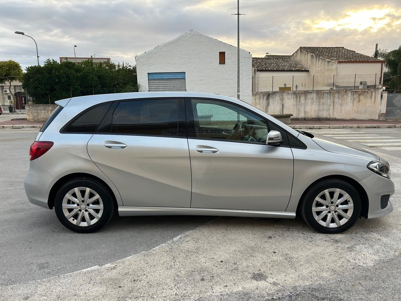 Mercedes-benz B 180 CDI Premium