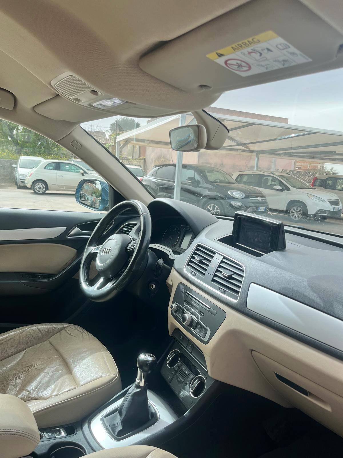 Audi Q3 2.0 TDI 150 CV Business